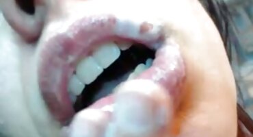 clip sex lon non Một cô gái nga có mối quan sex lon mup hệ với một Người Tây ban nha ở nước ngoài.