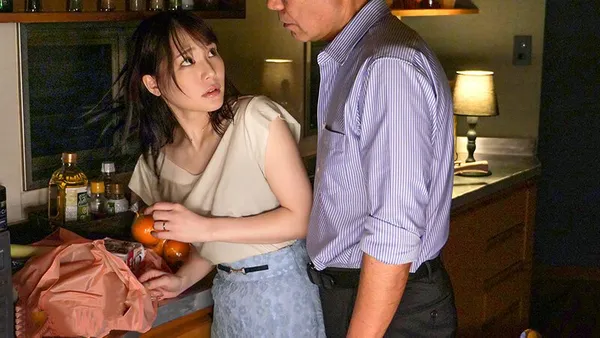 phim sex thảo ly 2k6 Dù nói với Chồng yêu về sự lo lắng trước gã chủ tịch khu phố, nhưng rồi…